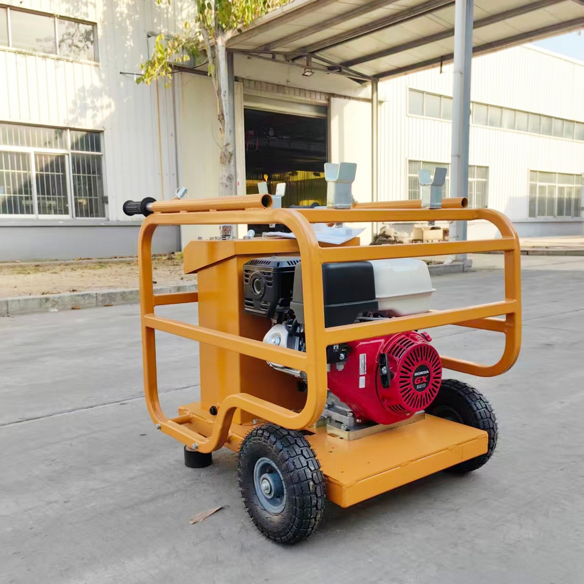 液壓動力站采用的單缸發(fā)動機(jī)如何啟動